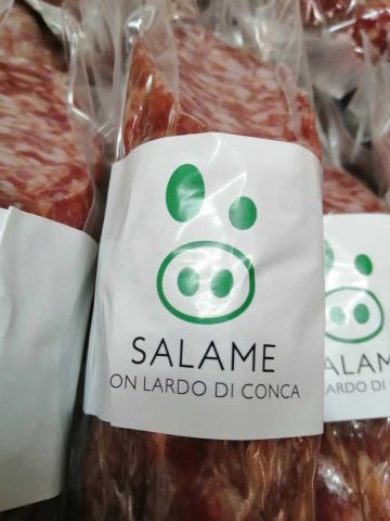 Salame con lardo di conca